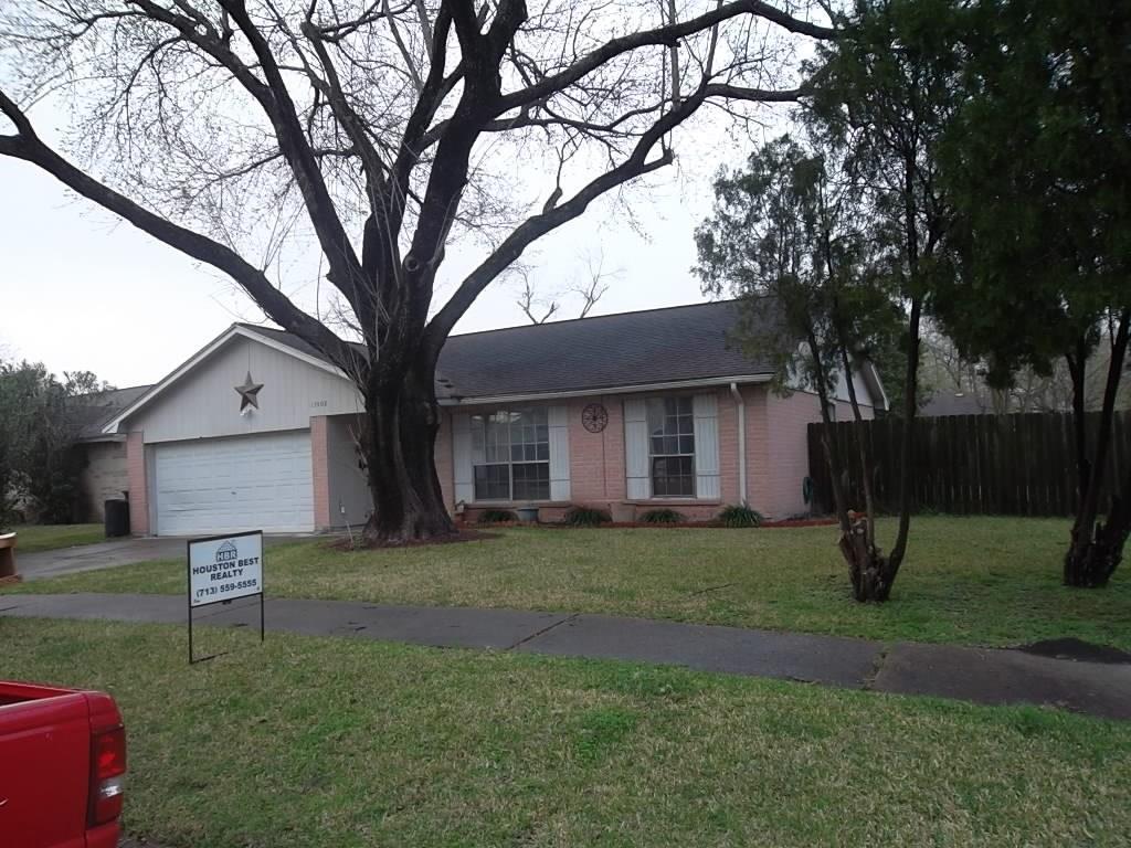 13902 Creek Drive - Photo 1