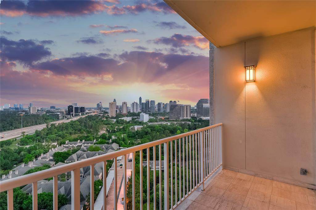 121 Post Oak Lane - Photo 1
