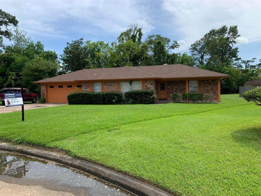 2017 5th Street - Photo 1