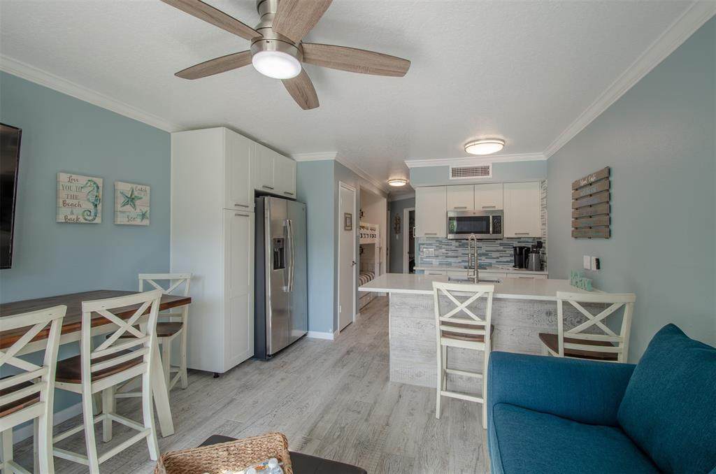 6300 Seawall Boulevard - Photo 1