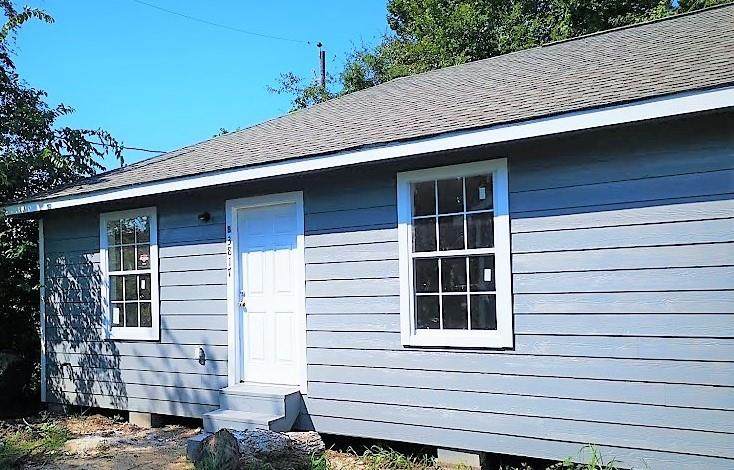 3821 Wipprecht Street - Photo 1