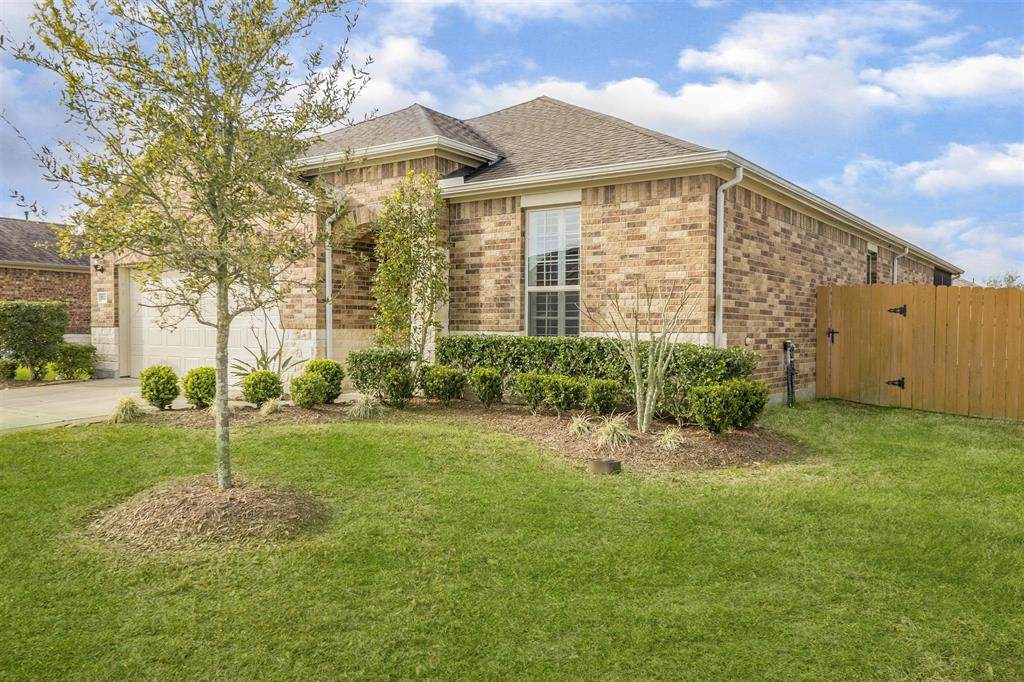 1526 Tuscan Village Drive - Photo 1