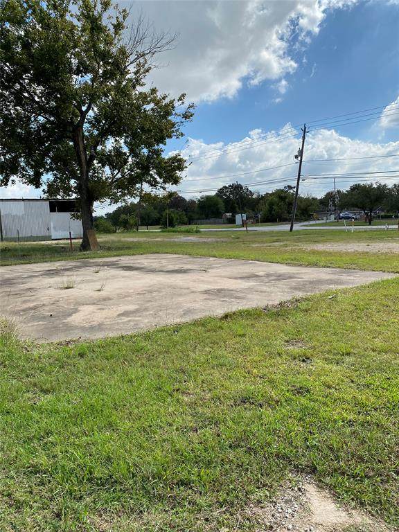 11919 Market Street - Photo 1
