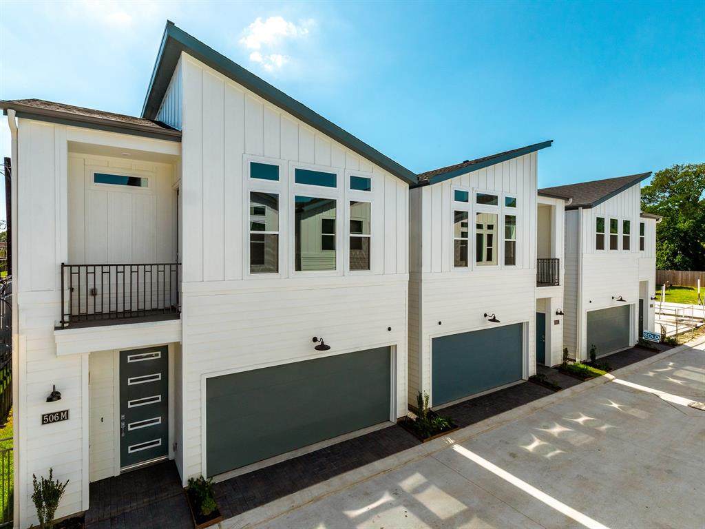 502 Donovan Street - Photo 1