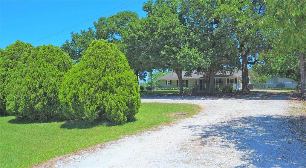 42 Pine Prairie School Road - Photo 1 42 Pine Prairie School Road - Photo 1