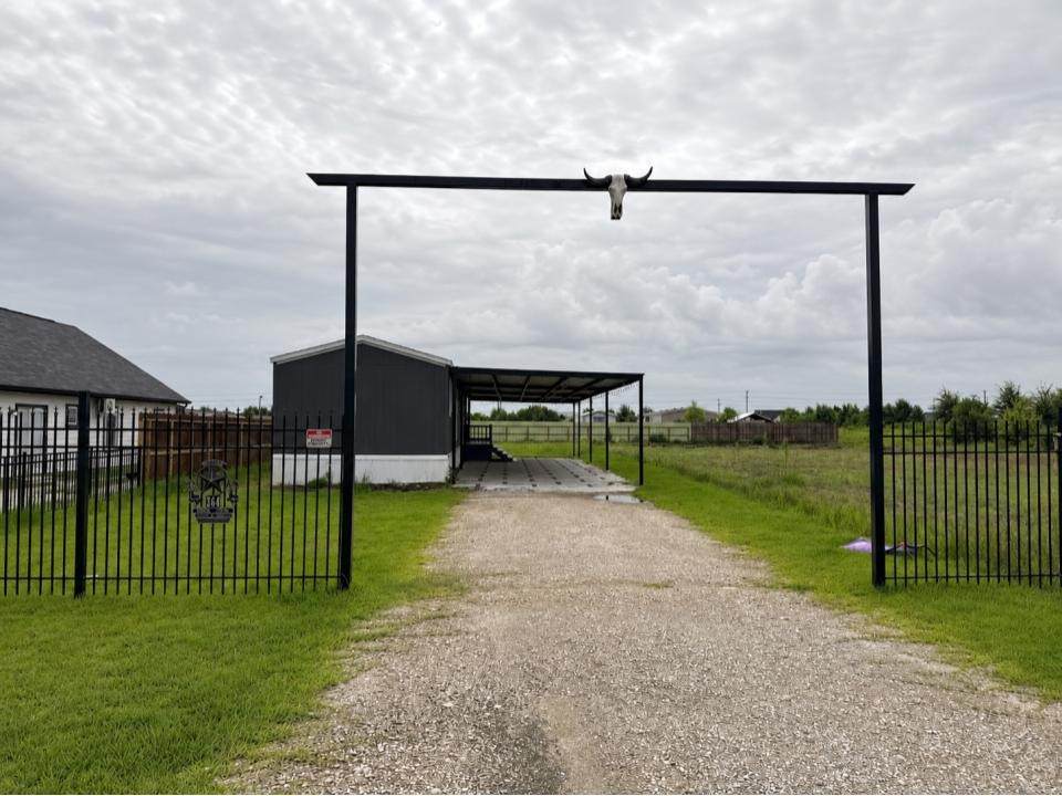 364 Road 5606 - Photo 1