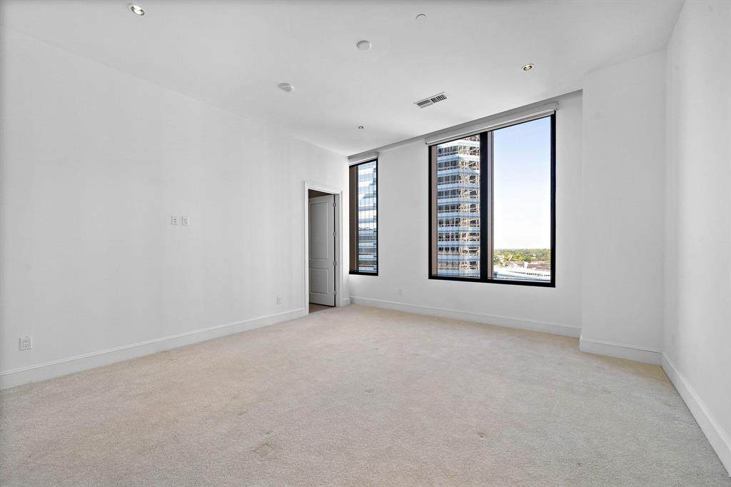 1409 Post Oak Boulevard - Photo 1