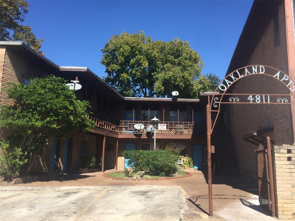 4811 Oakland Street - Photo 1