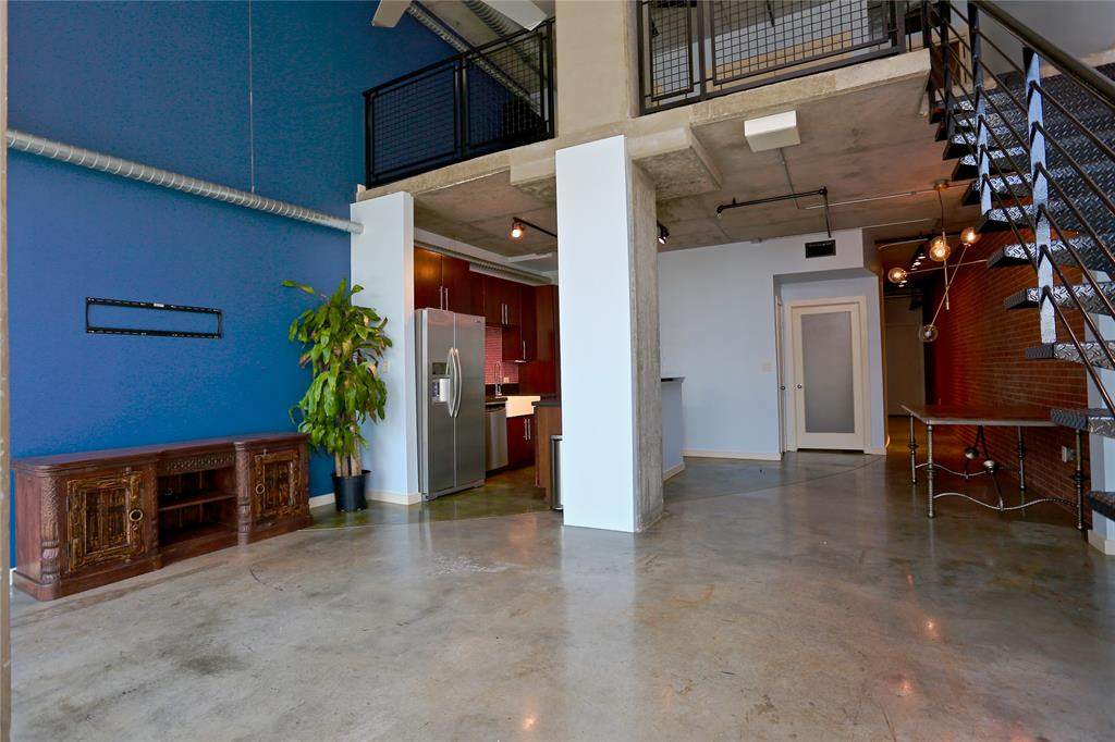 2000 Bagby - Photo 1