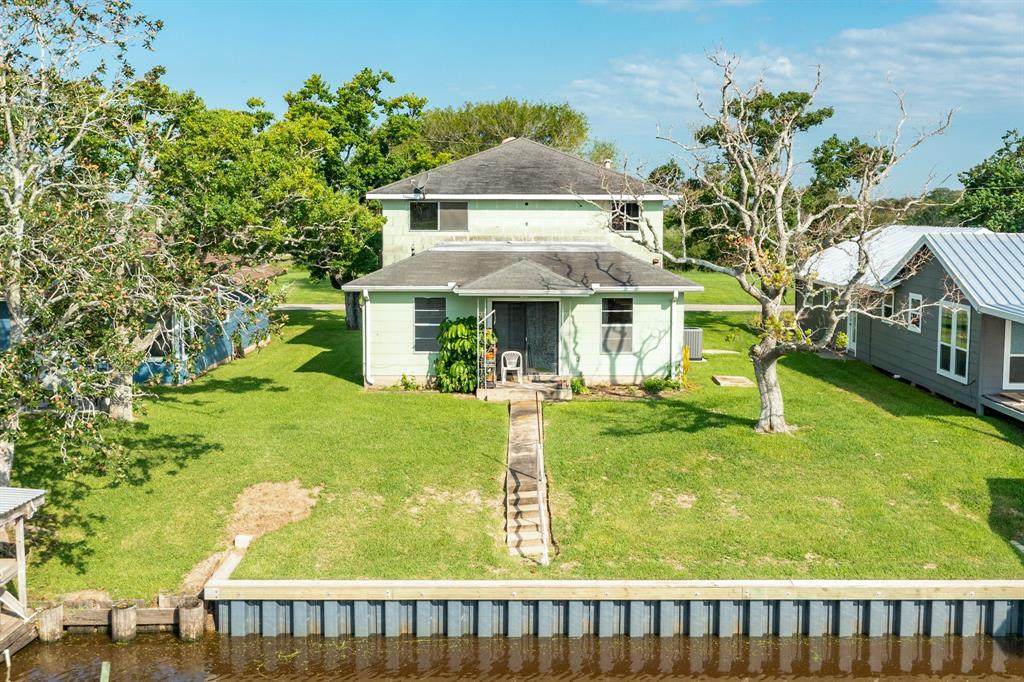 5338 County Road 868D - Photo 1