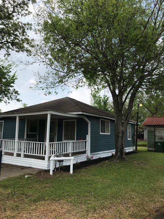 1232 Dwight Street - Photo 1