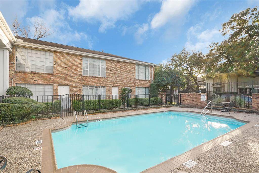 5353 Richmond Avenue - Photo 1