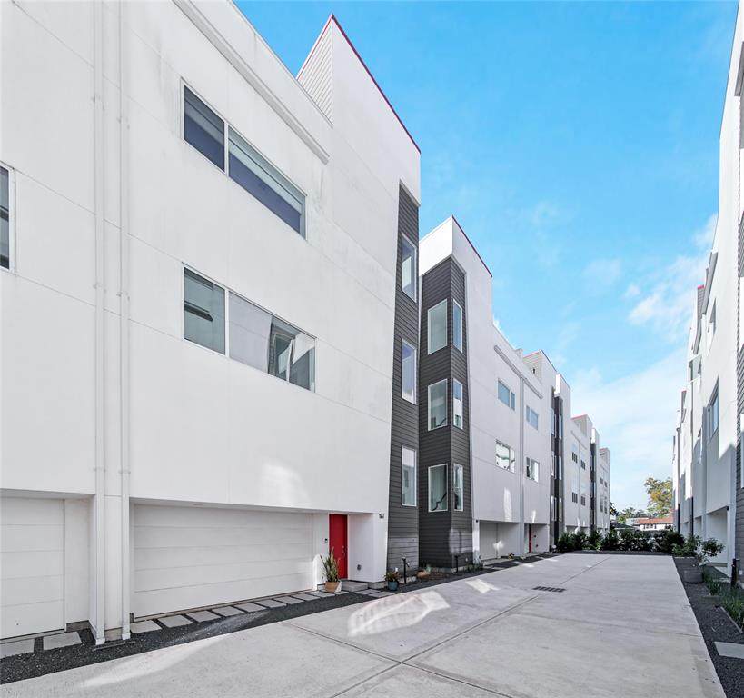 1161 18th Street - Photo 1
