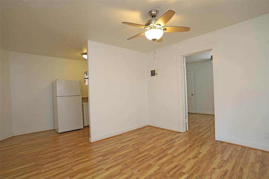 1615 Wentworth Street - Photo 1