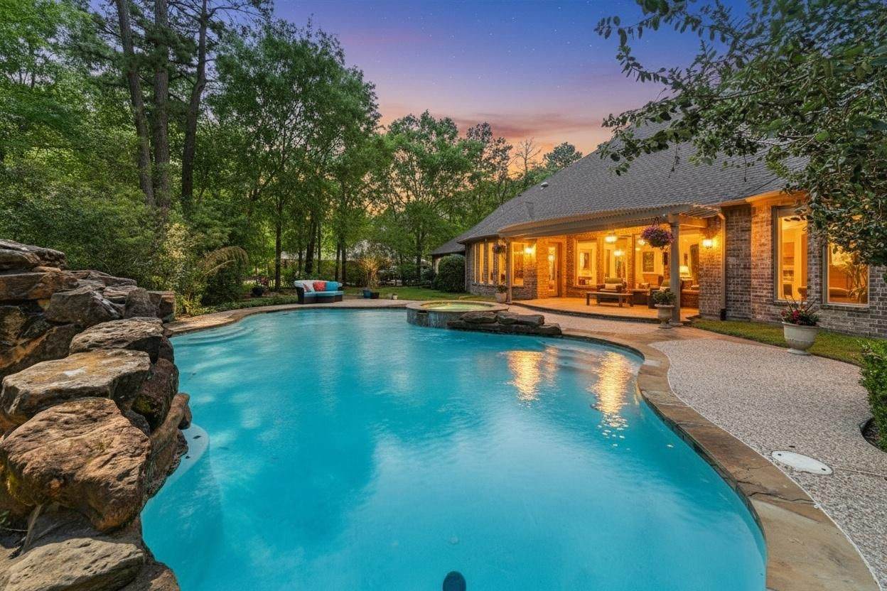 3922 Waterbend Cove - Photo 1