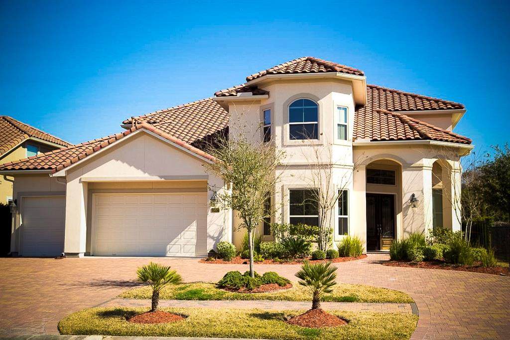 18607 Windsor Lakes Drive - Photo 1