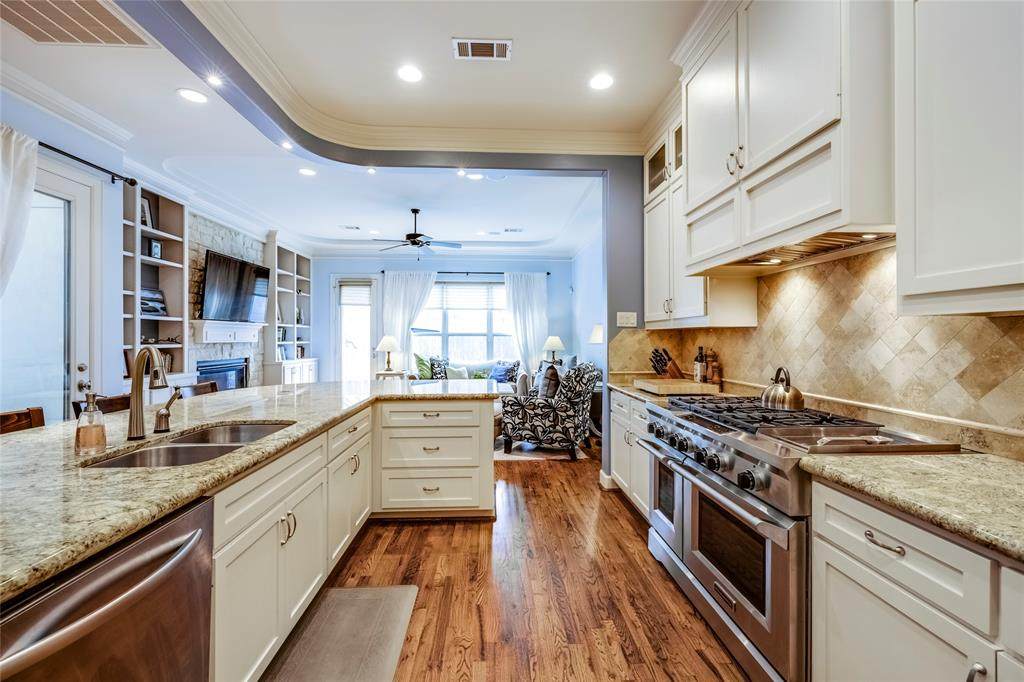 217 Asbury Street - Photo 1