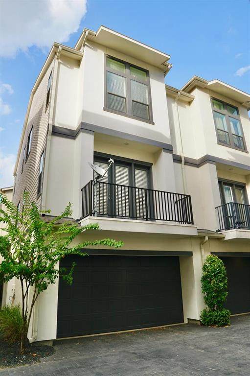 2518 Chenevert Street - Photo 1