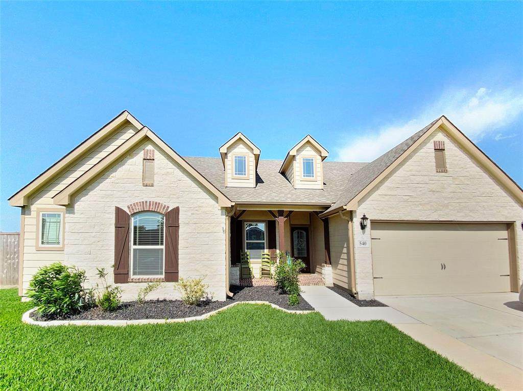 540 Wellshire Drive - Photo 1
