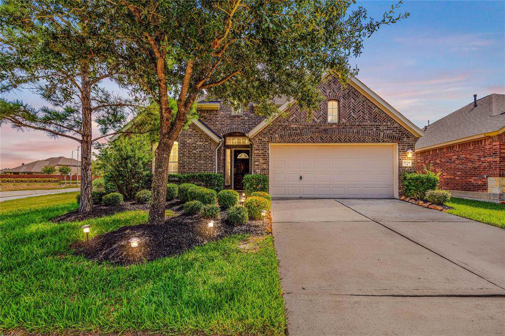 8234 Kerrington Glen Drive - Photo 1