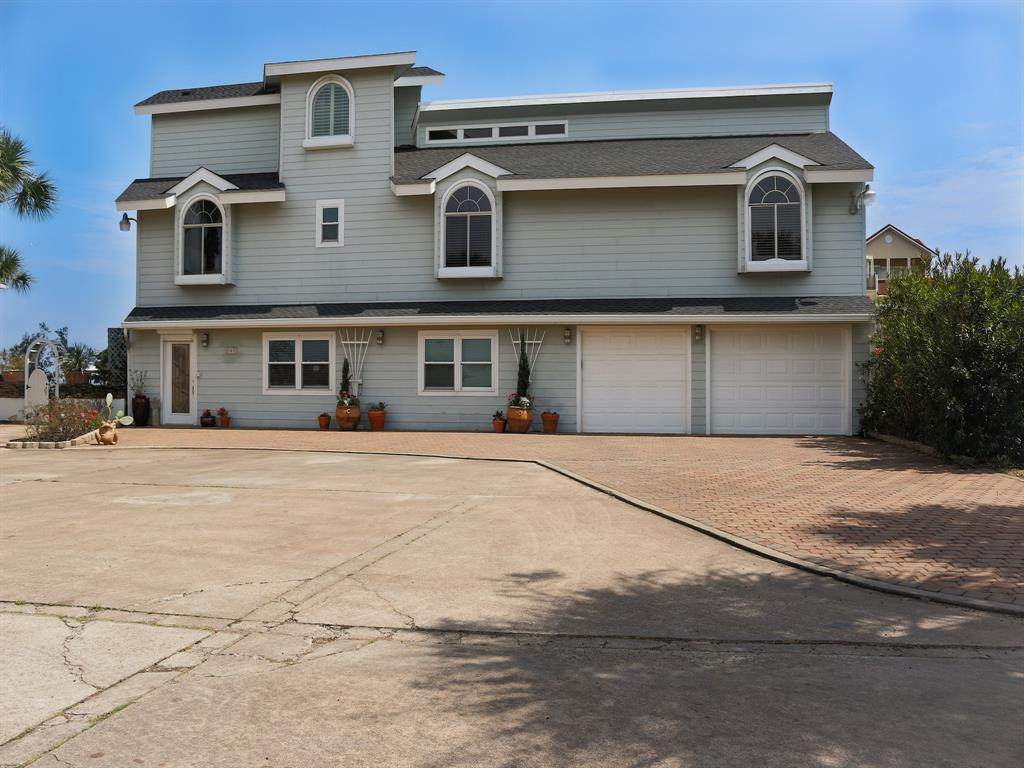 107 Port Street - Photo 1