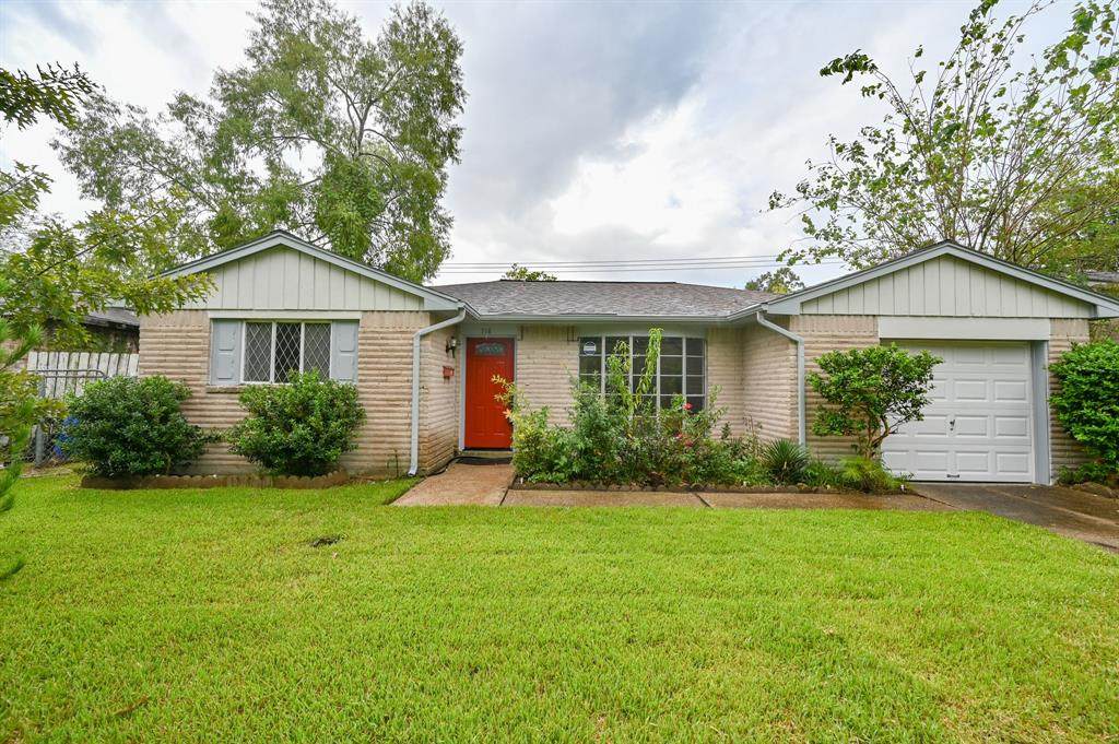 718 Deercrest Street - Photo 1