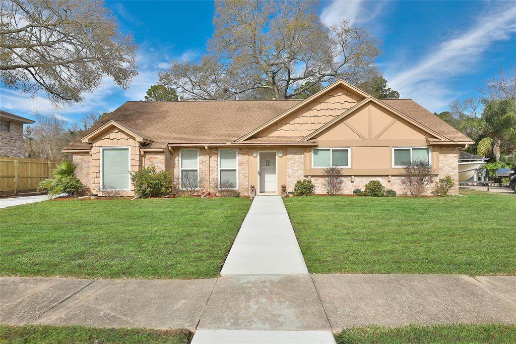 826 Hackberry Street - Photo 1
