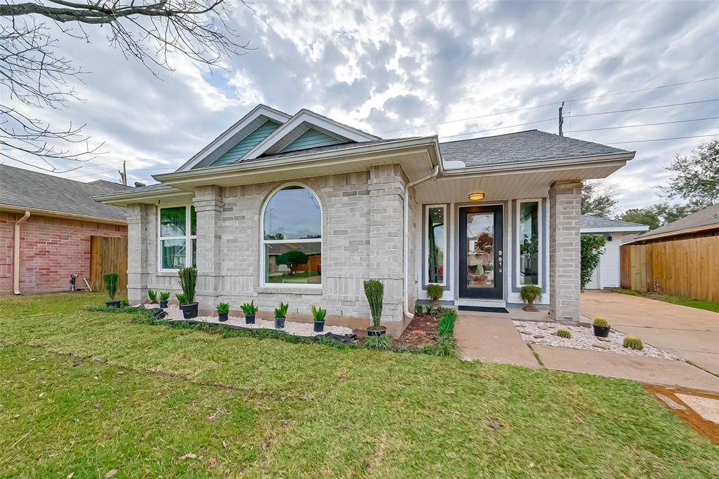 15635 Scenic Haven Drive - Photo 1