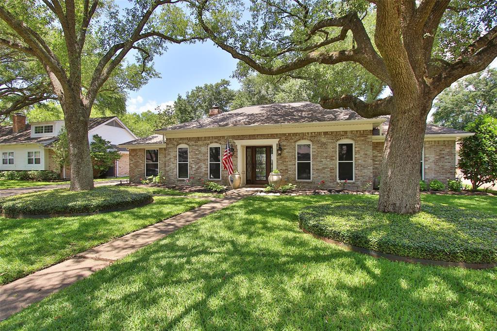 9914 Vogue Lane - Photo 1