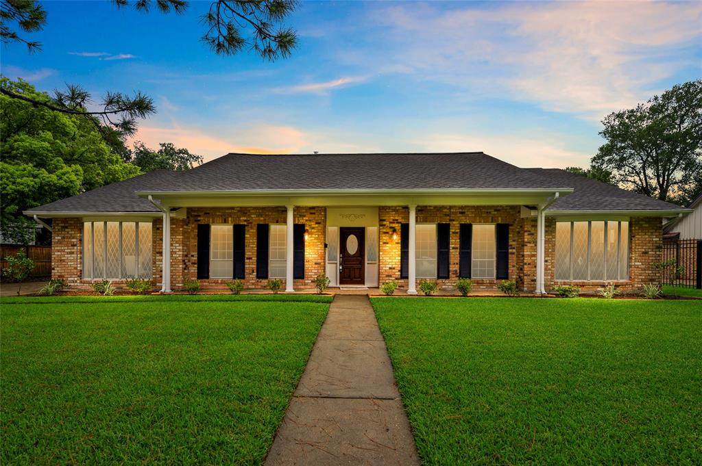 8018 Glenloch Drive - Photo 1