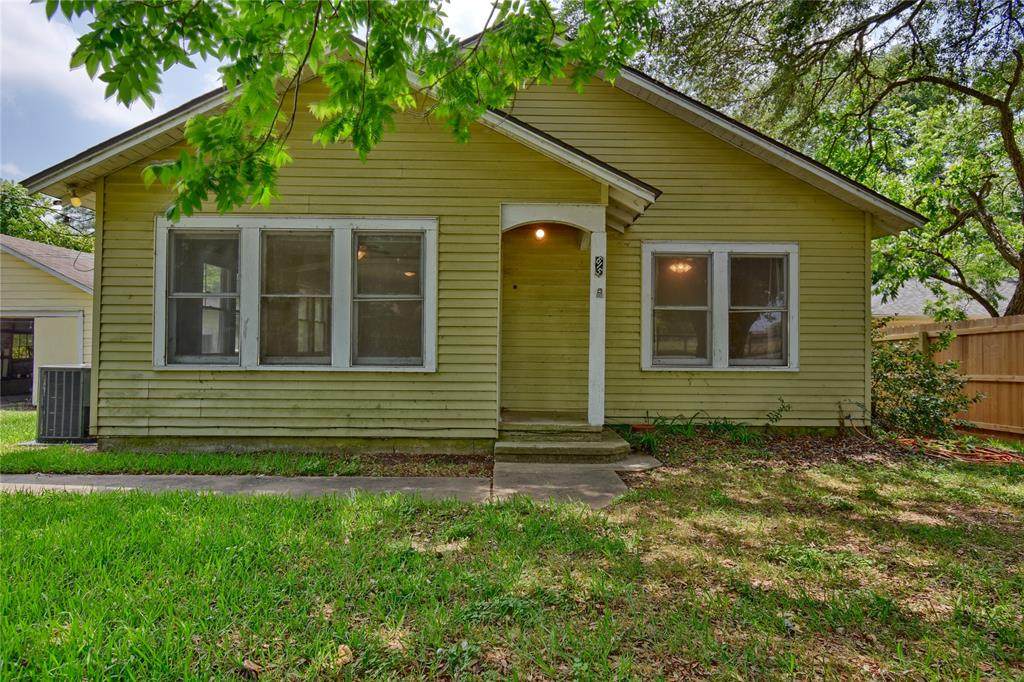 615 Masonic Street - Photo 1