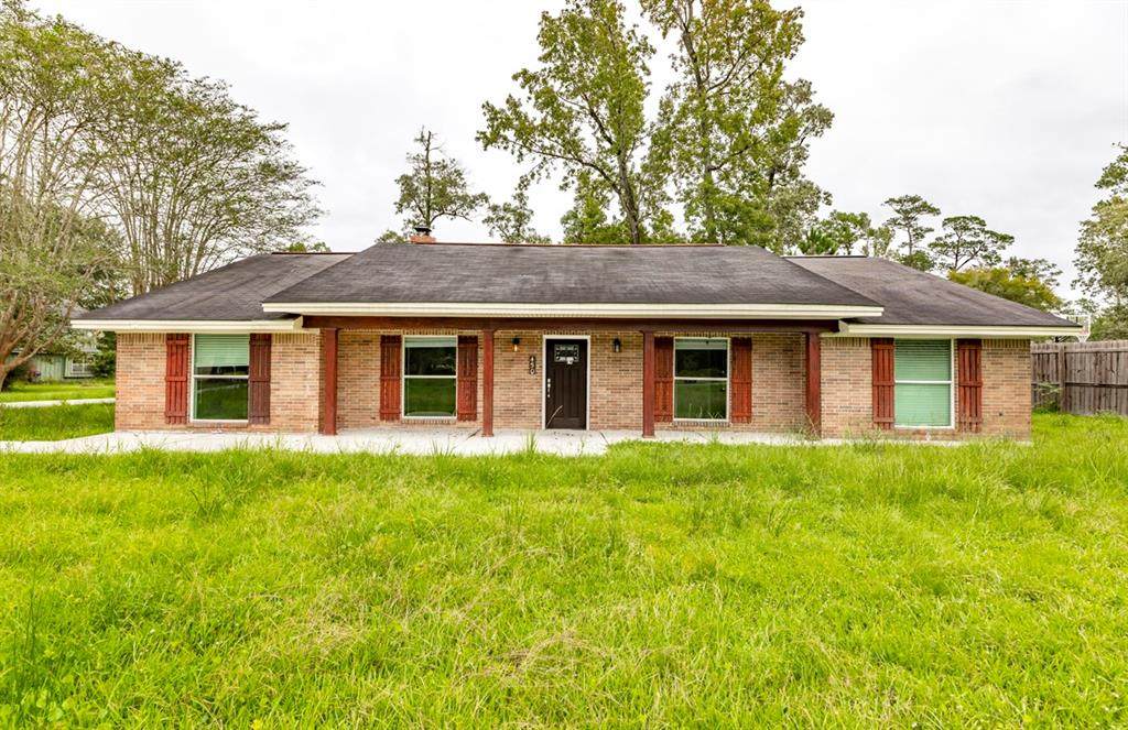 450 Piney Point Drive - Photo 1