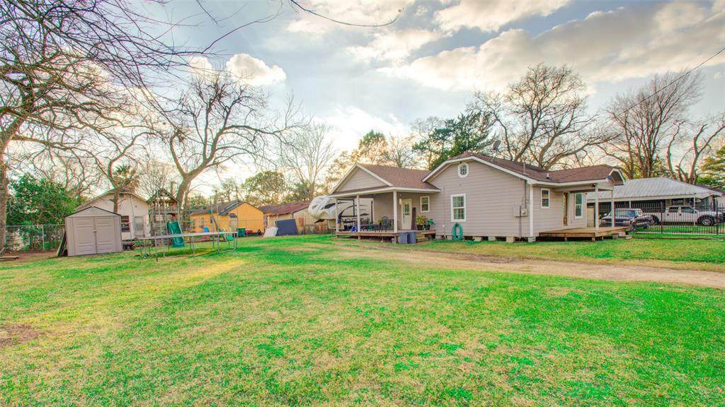 321 James Street - Photo 1