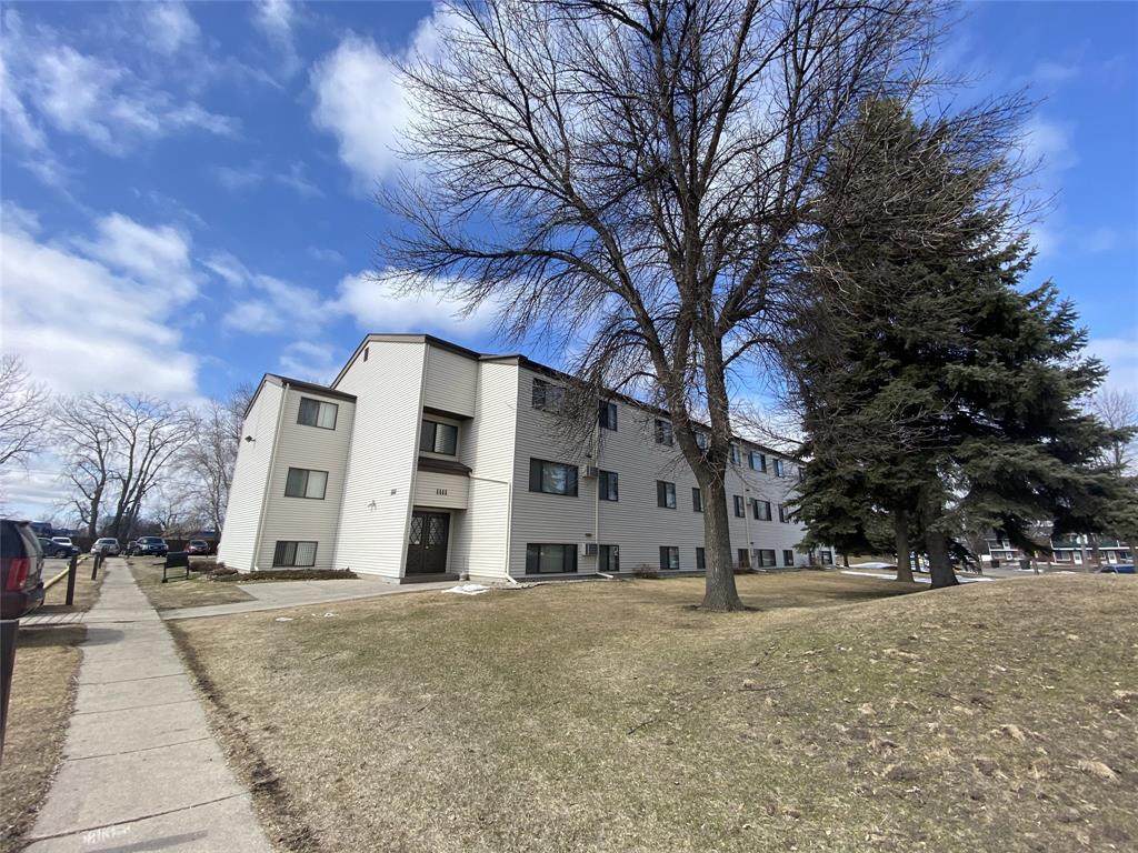 1111 39th Street - Photo 1