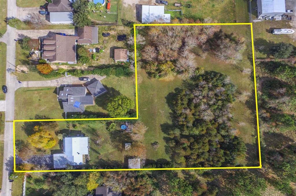 1015 Lewis Drive - Photo 1