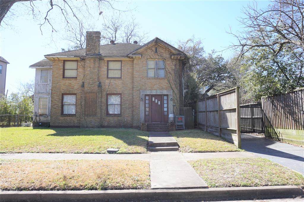 2220 Riverside Drive - Photo 1