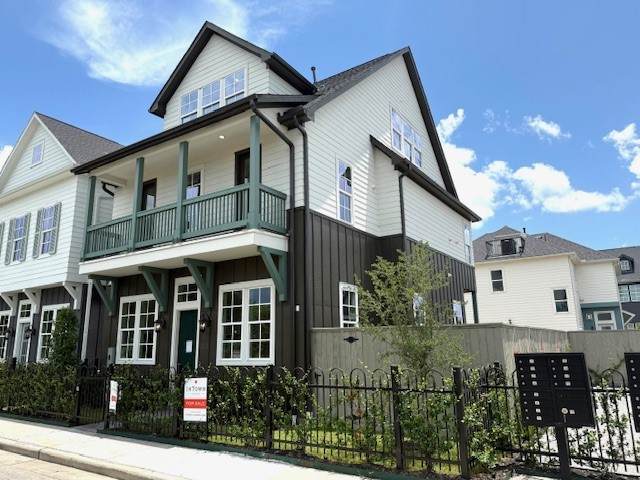 5302 Capitol - Photo 1