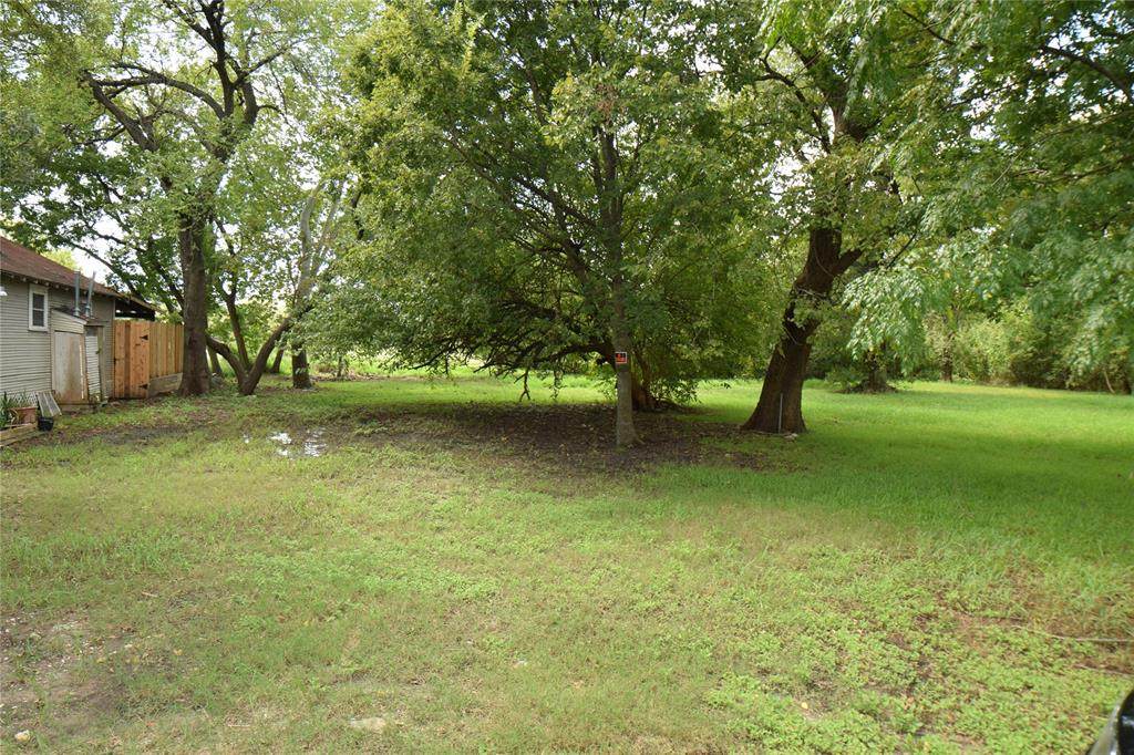 2710 Gray Street - Photo 1