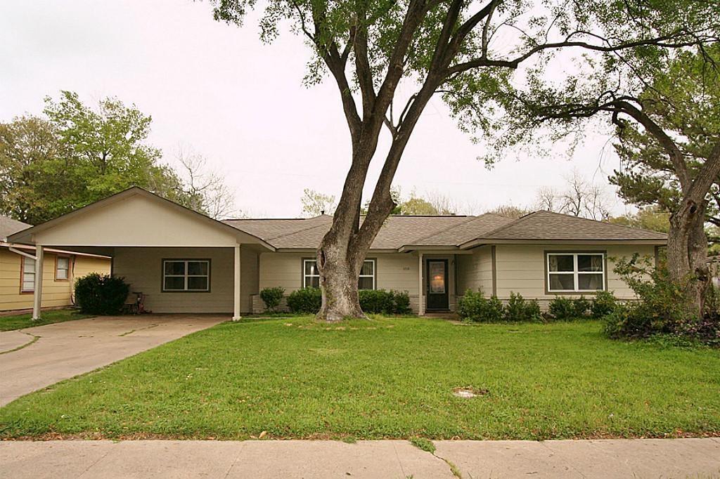 1710 Ronson Road - Photo 1