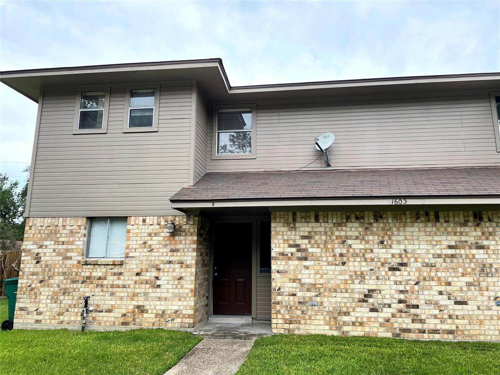 1603 Hazelwood Street - Photo 1