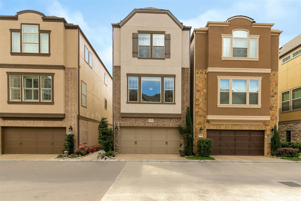 6715 Highclere Manor Lane - Photo 1