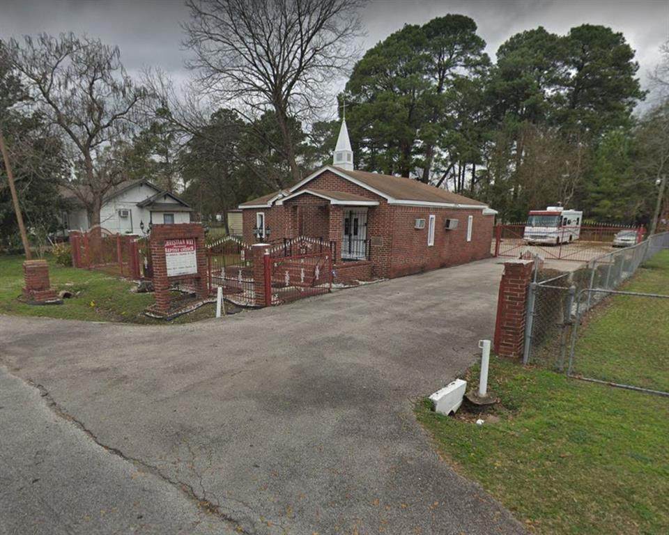 1016 Adolph Dr - Photo 1