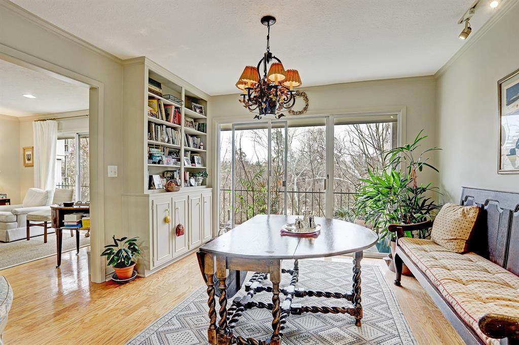 618 Ripple Creek Drive - Photo 1