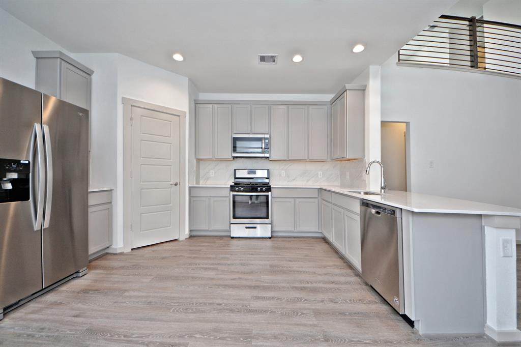 3015 Fenchurch Elm Trail - Photo 1