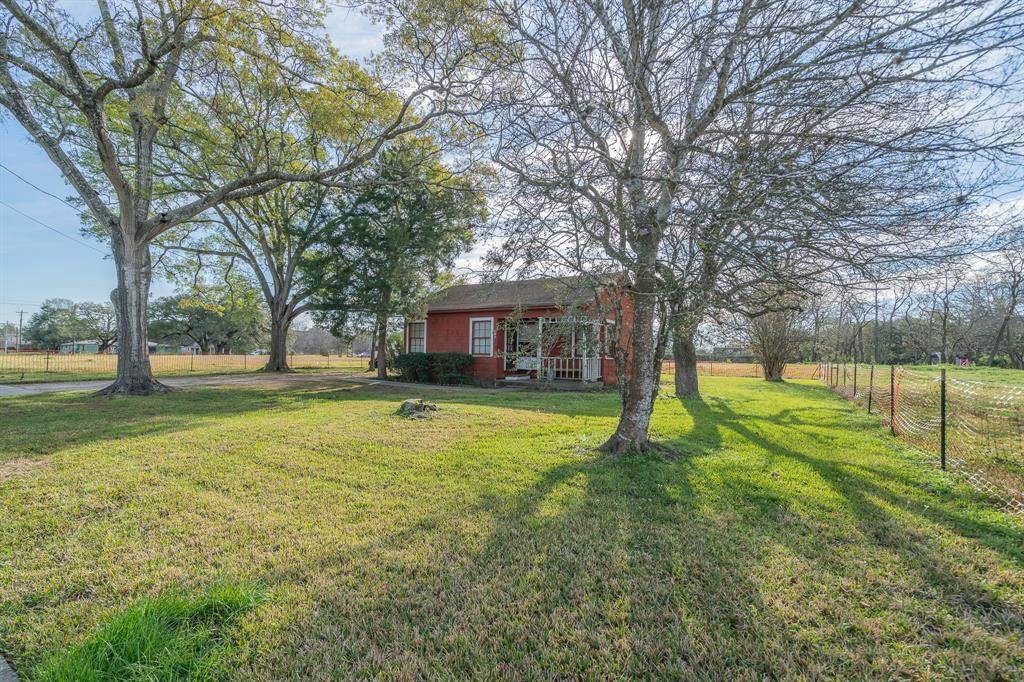 107 Willowick Avenue - Photo 1