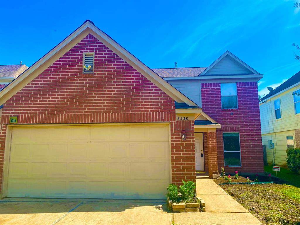 3238 Barkers Crossing Avenue - Photo 1