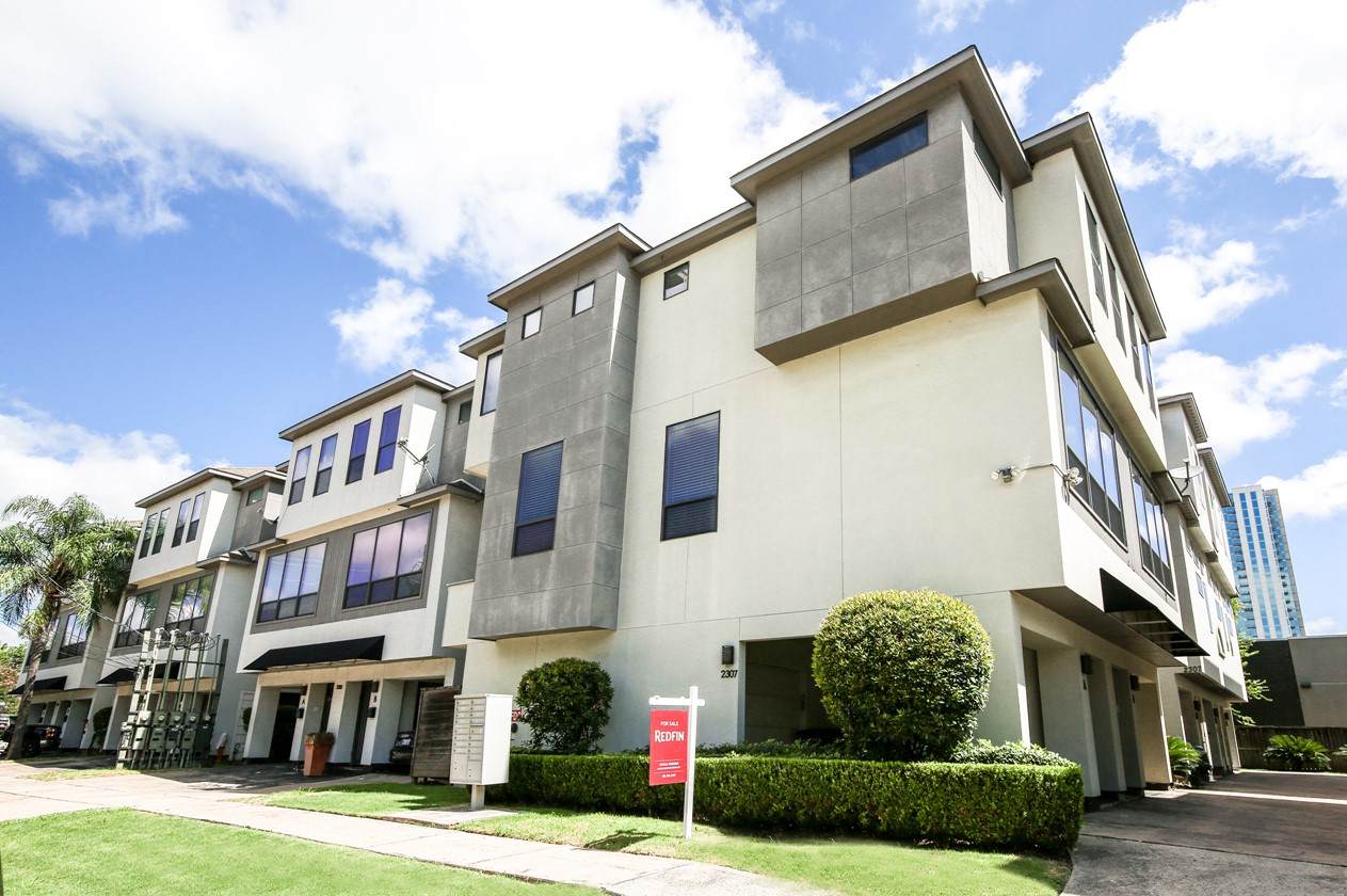 2307 Camden Drive - Photo 1