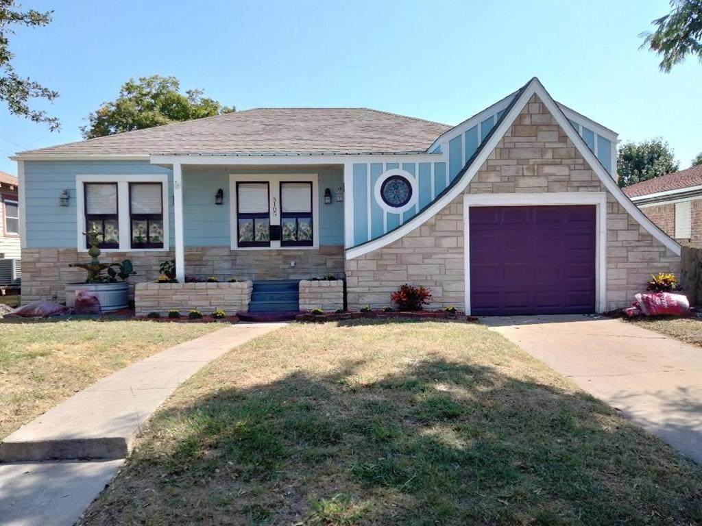 5105 Avenue P - Photo 1