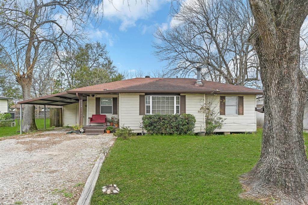 1108 Susan Street - Photo 1