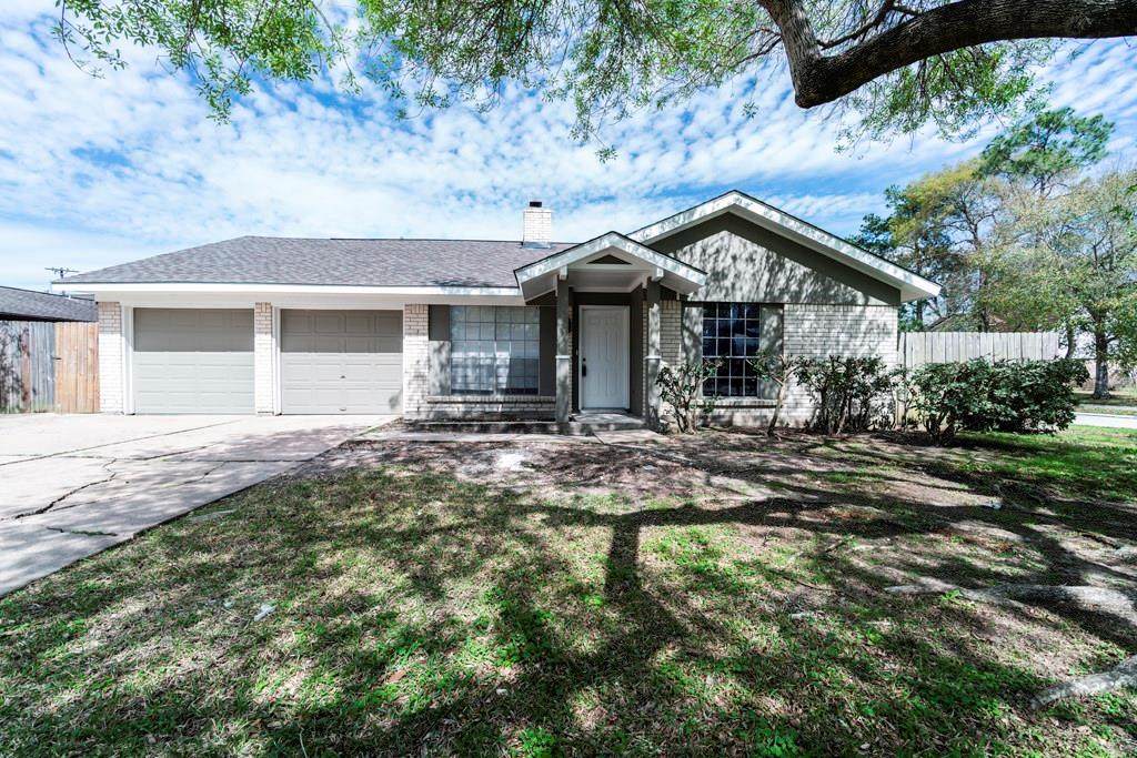 402 Ella Court - Photo 1